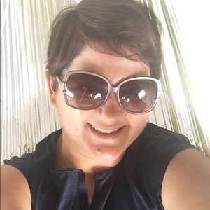 Meet your Posher, Nikki